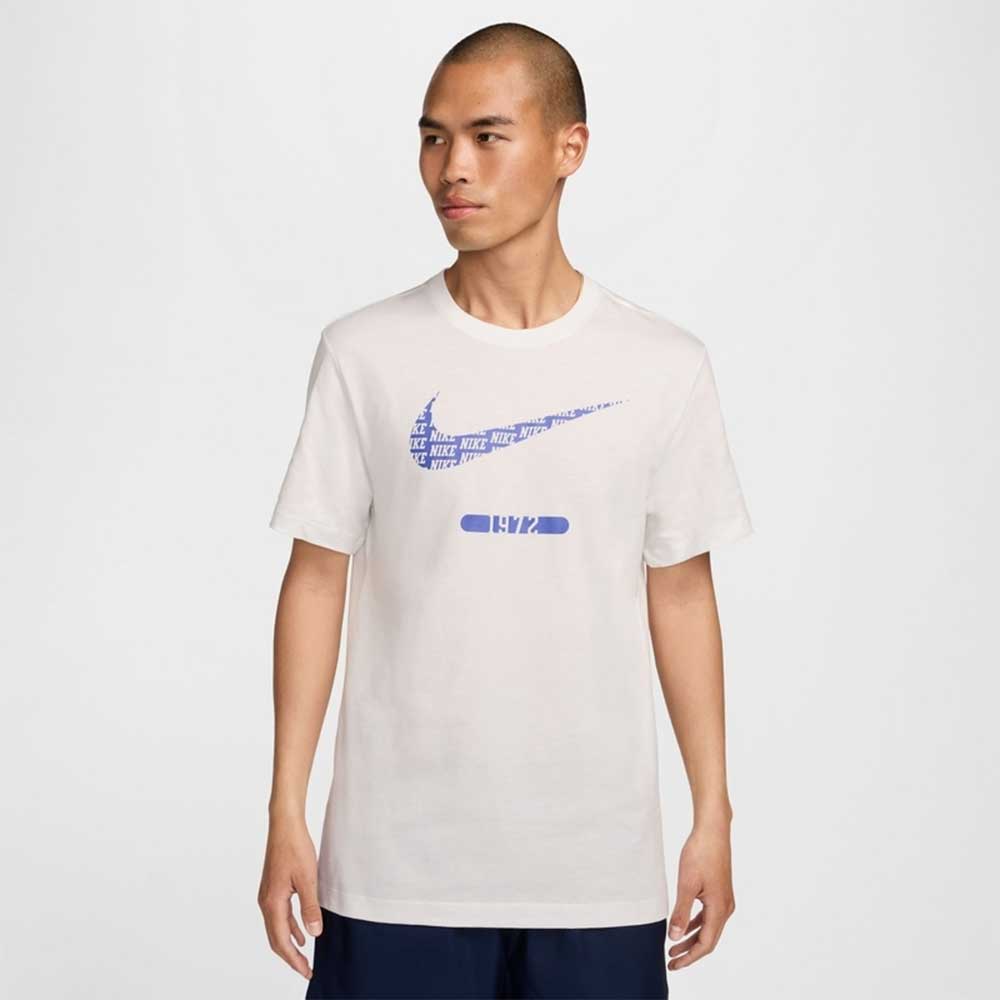 МЪЖКА ТЕНИСКА NIKE FZ5372-121 NSW TEE 6 MO SWOOSH БЯЛА - lotus-sport.bg